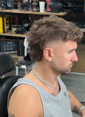 Corte con textura y degradado realizado en Antonio Blanco Barbería
